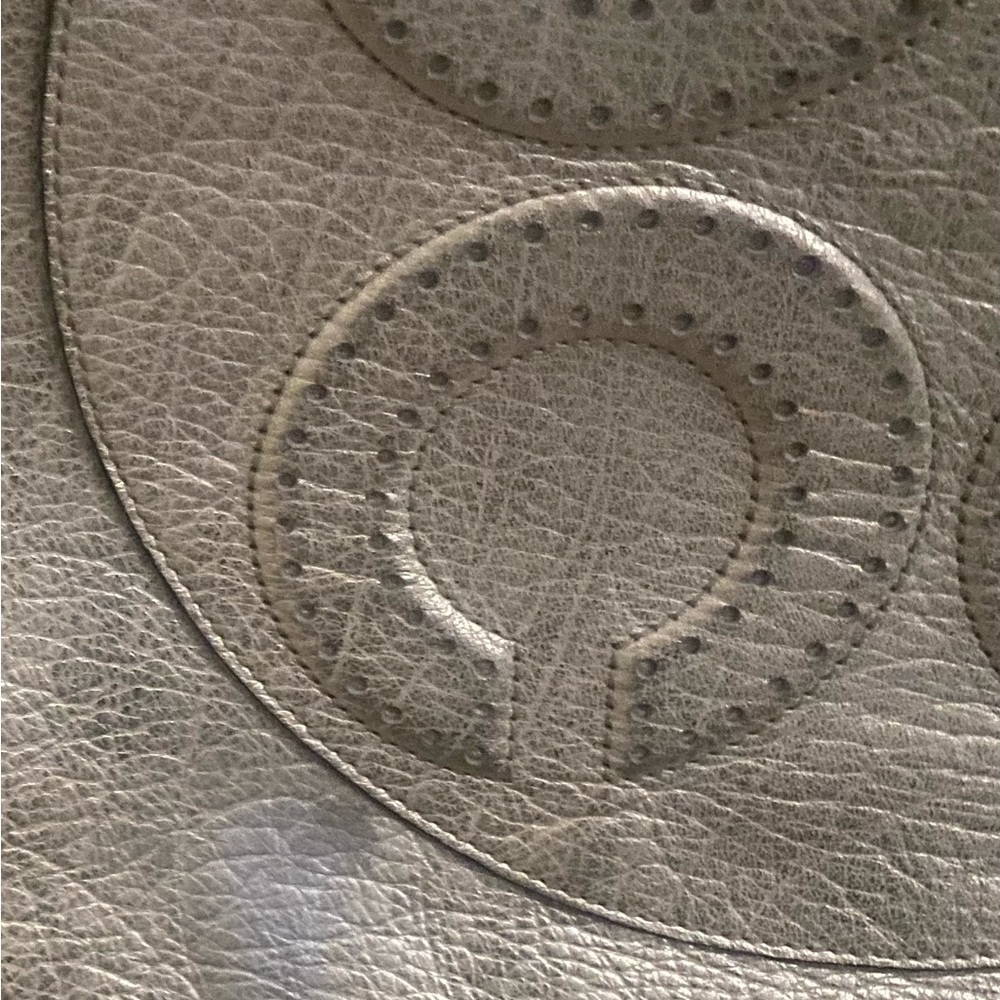 Coach golden tan bag in excellent condition one small mark Authentic Coach - Picture 4 of 7
